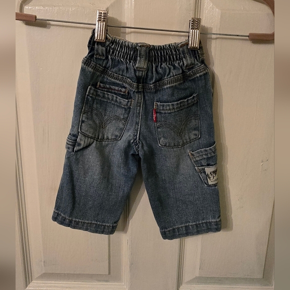 Baby Boy Levi's Jeans Size 6-9m - Picture 2 of 3